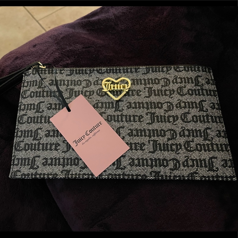 Juicy couture wristlet wallet